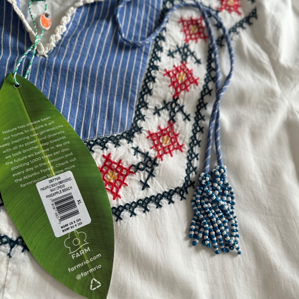 🥭FARM Rio Pineapple Beach Embroidered Maxi Dress - Picture 11 of 12